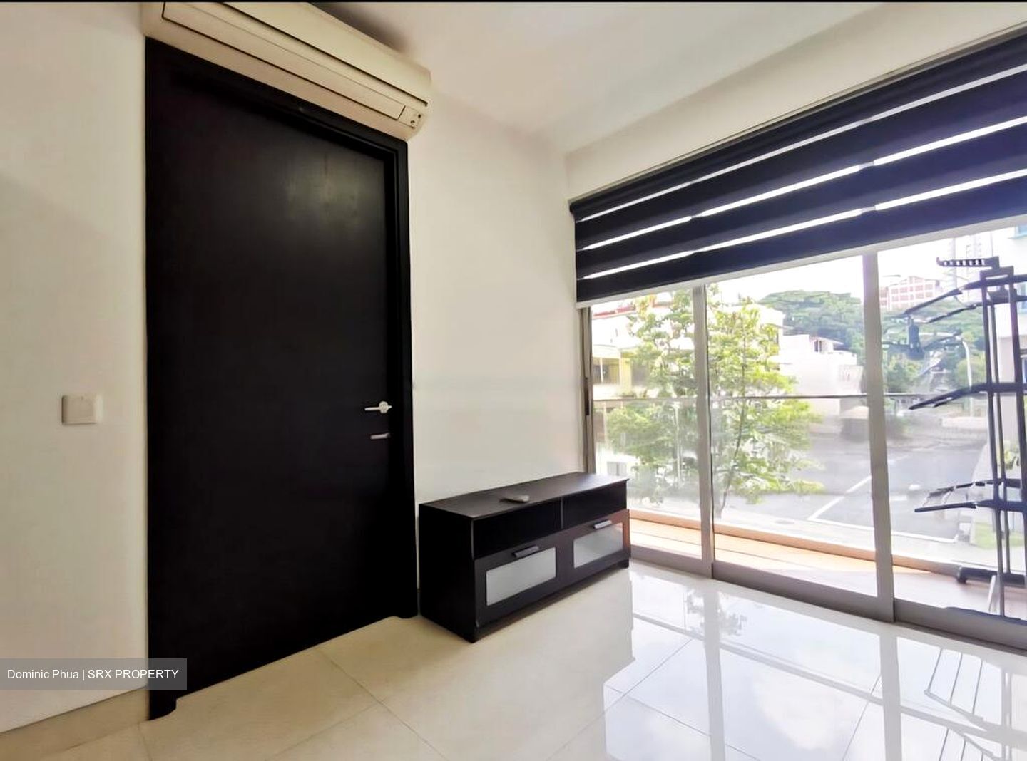 Centra Residence (D14), Apartment #464986361